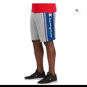 Pre-loved champions, men’s elevated basketball, champion shorts SIZE M